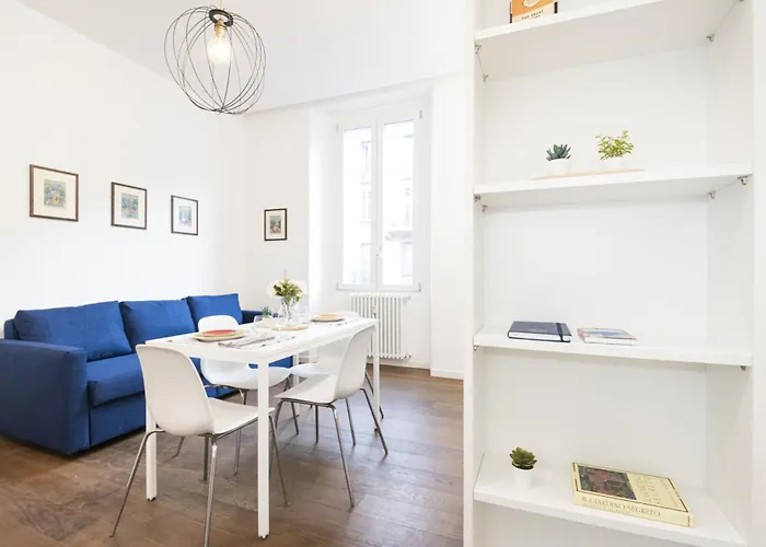Apartment Easylife - - Vitruvio 4 -